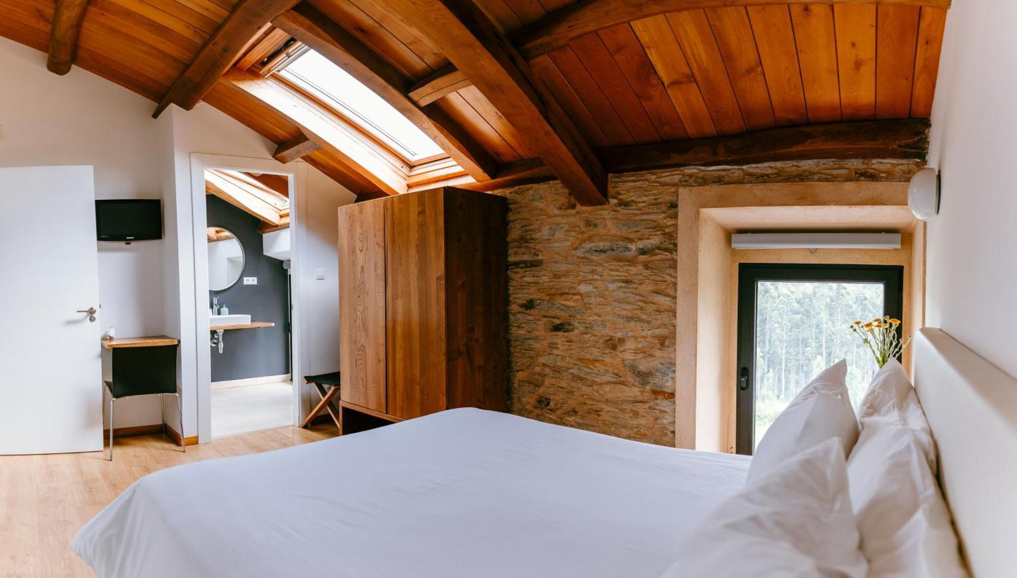 Hotel El Castano Dormilon サンタマルタ・デ・オルティゲイラ エクステリア 写真