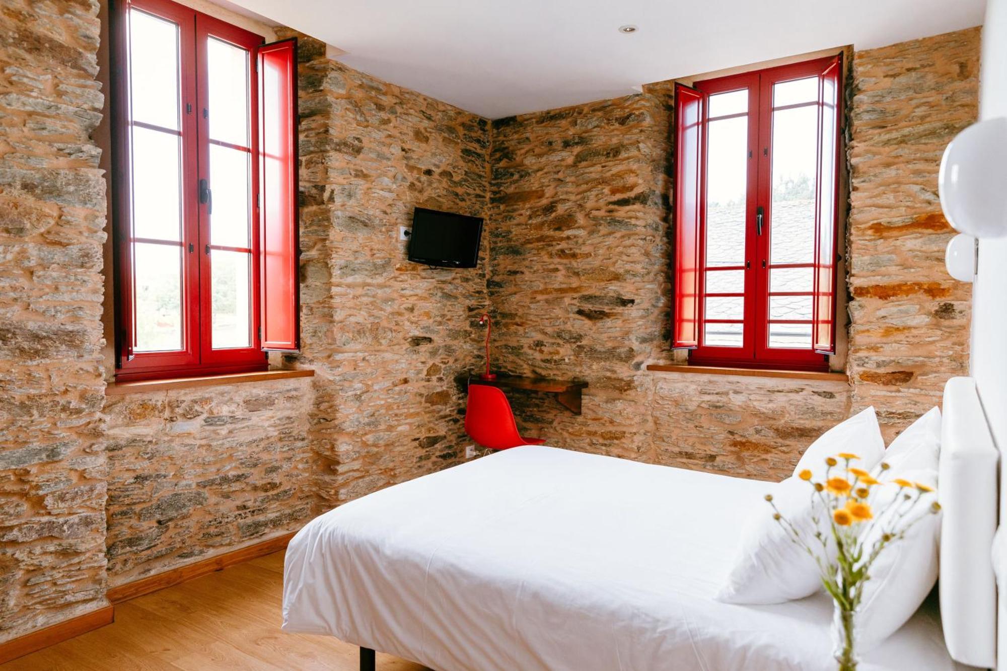 Hotel El Castano Dormilon サンタマルタ・デ・オルティゲイラ エクステリア 写真