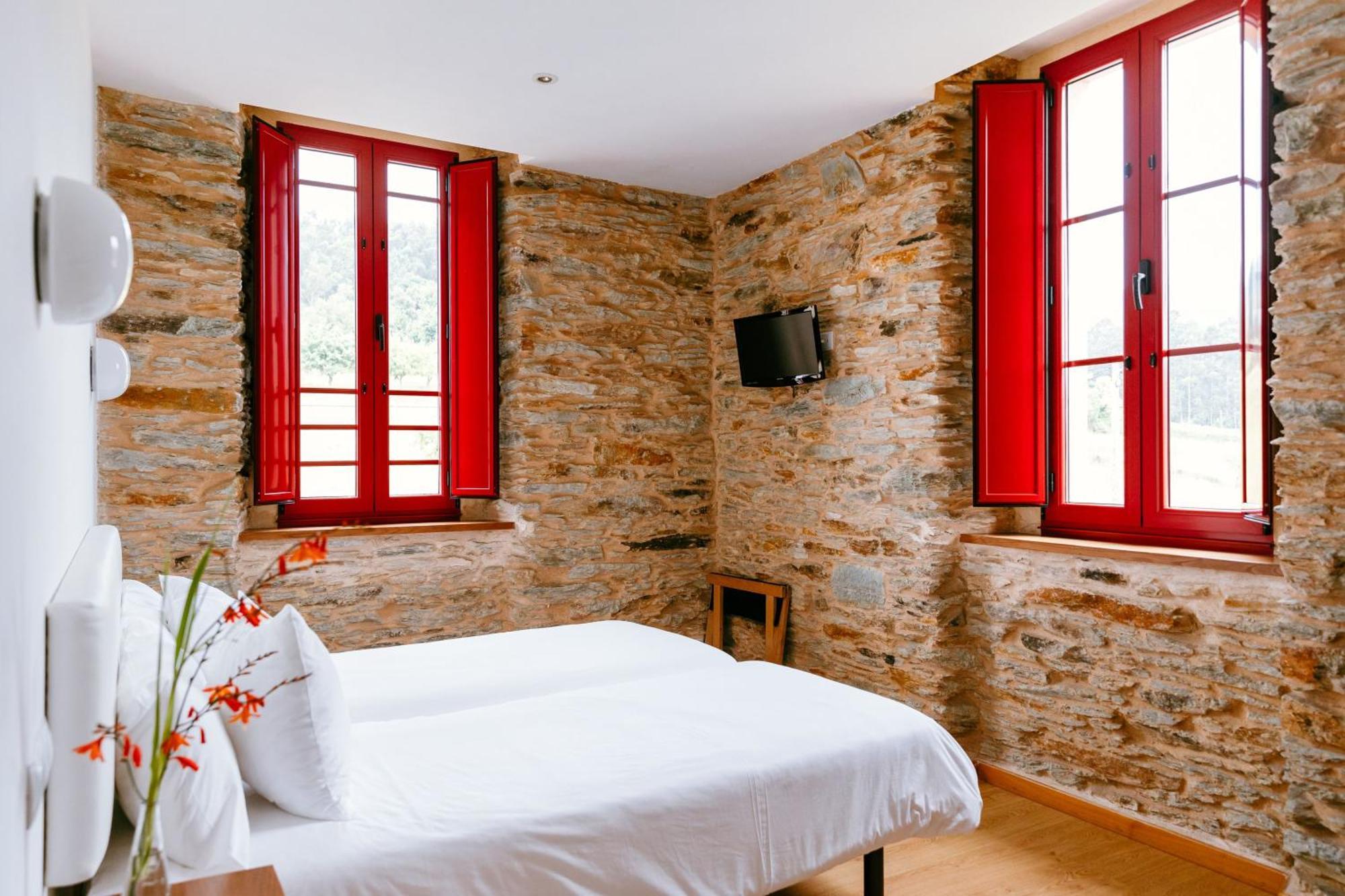 Hotel El Castano Dormilon サンタマルタ・デ・オルティゲイラ エクステリア 写真