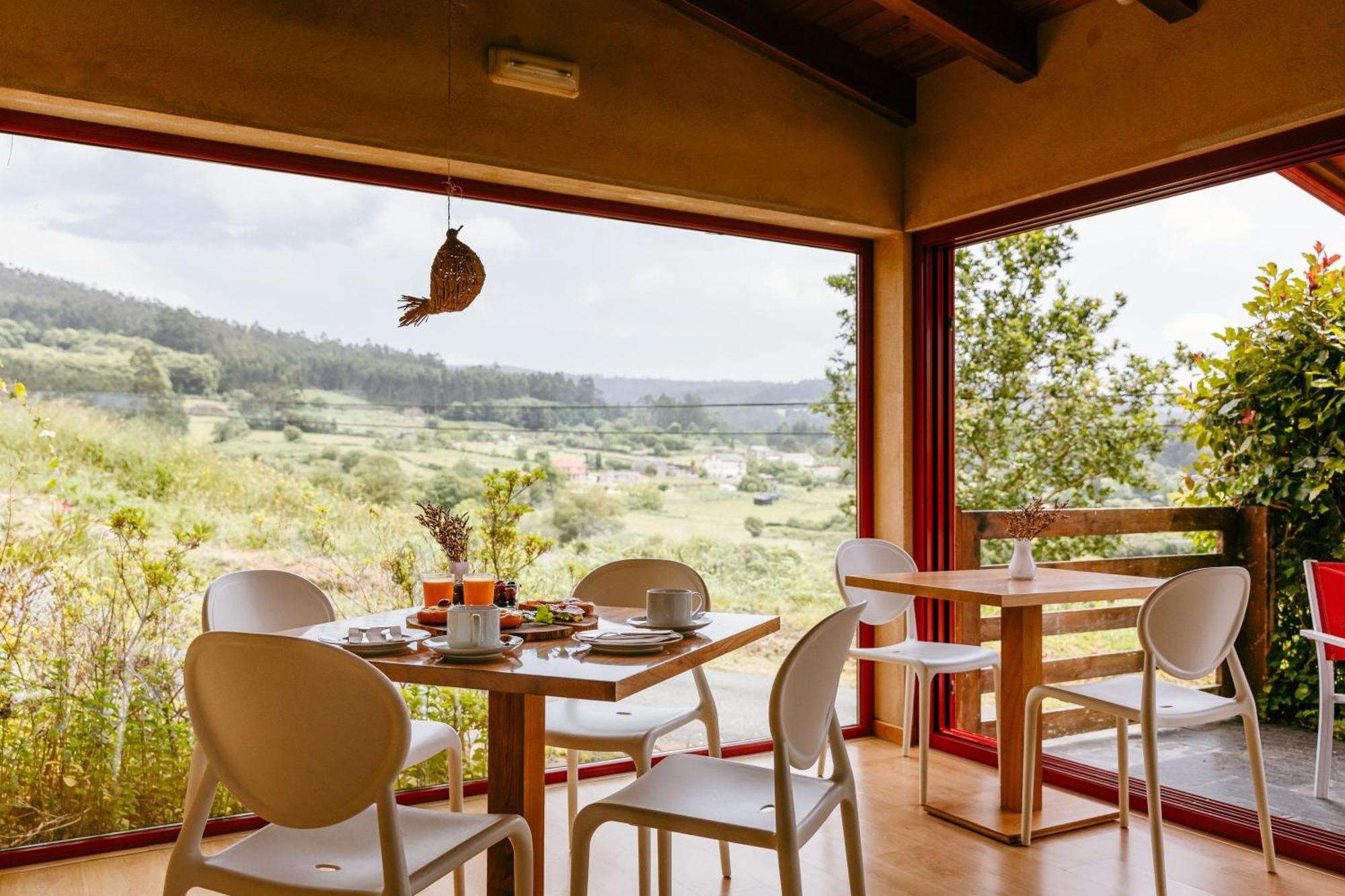 Hotel El Castano Dormilon サンタマルタ・デ・オルティゲイラ エクステリア 写真