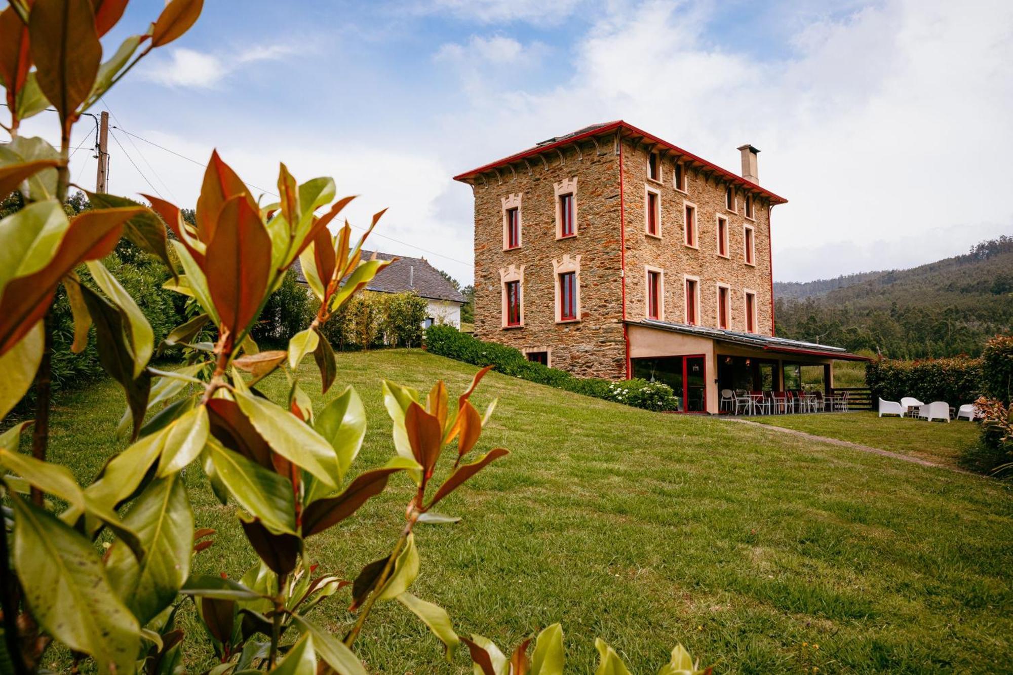 Hotel El Castano Dormilon サンタマルタ・デ・オルティゲイラ エクステリア 写真