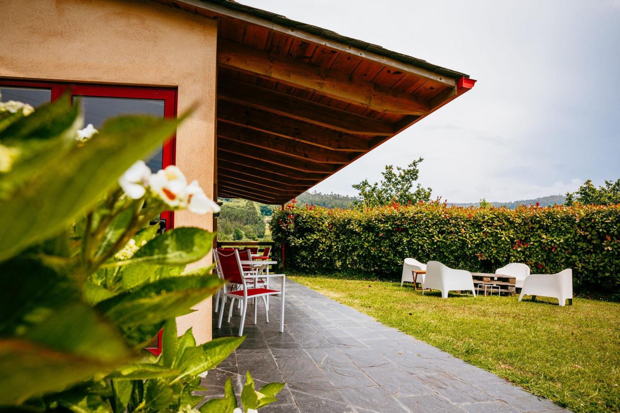 Hotel El Castano Dormilon サンタマルタ・デ・オルティゲイラ エクステリア 写真